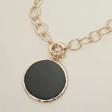 Goldie Chunky Circle Pendant Necklace