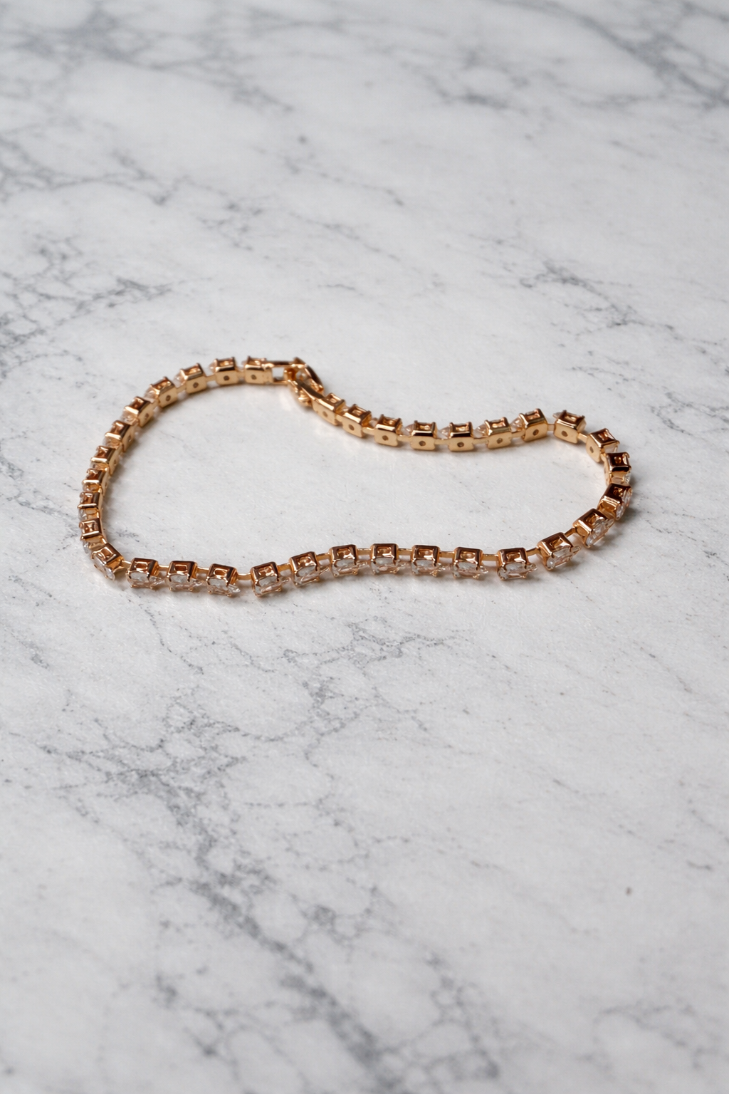 Harper Gold Pendent Bracelet