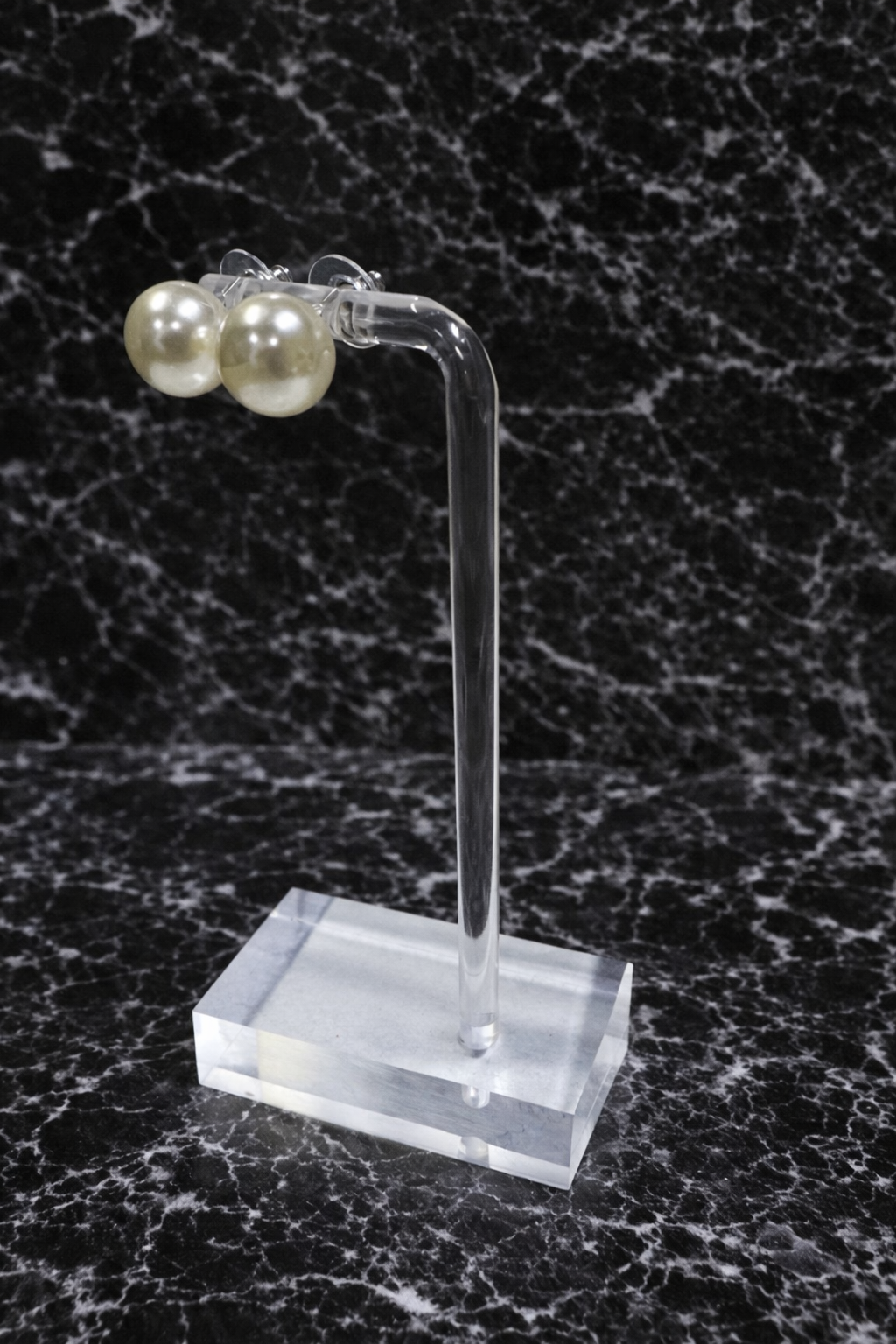 Jane Pearl Stud Earrings
