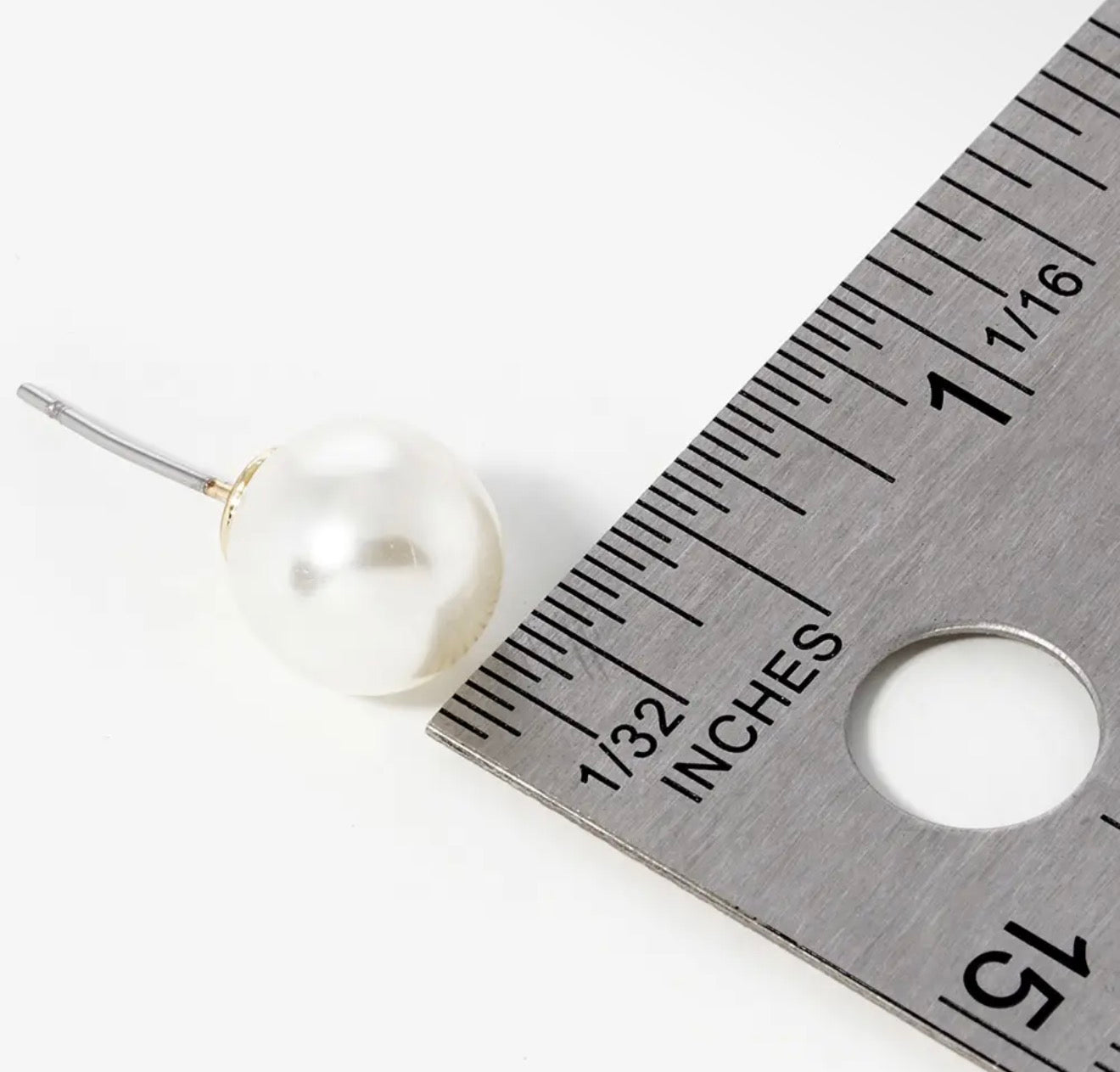Libby 10mm Pearl Studs