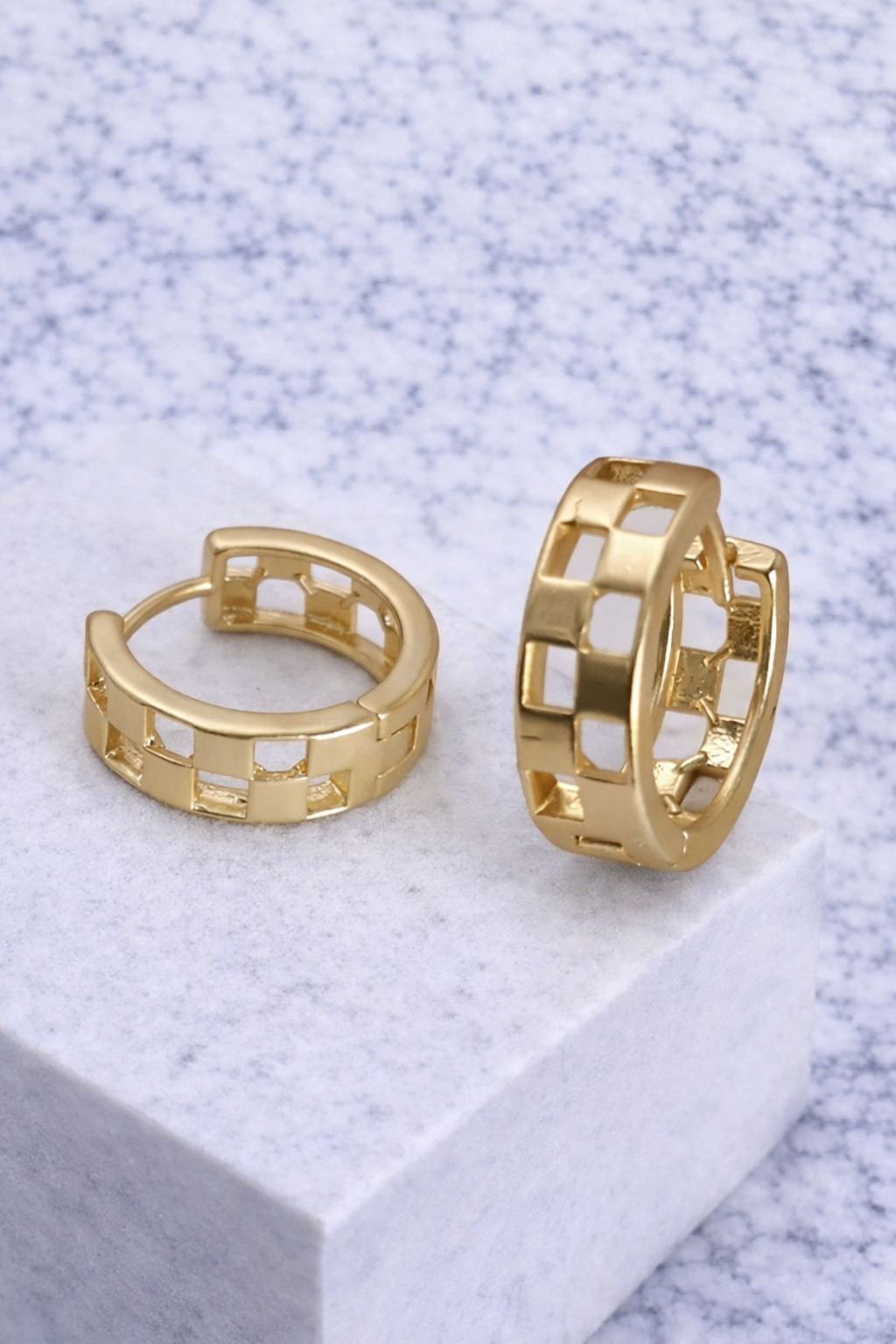 Jane Mini Gold Hoop Earrings