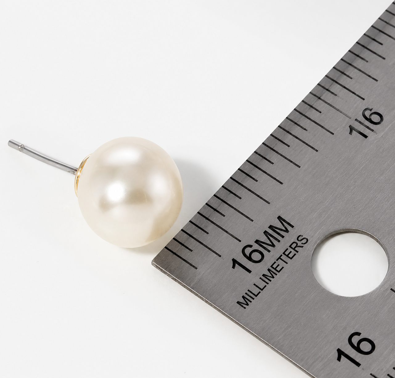 Libby 16mm Cream Pearl Earrings