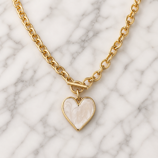 Nova big heart necklace